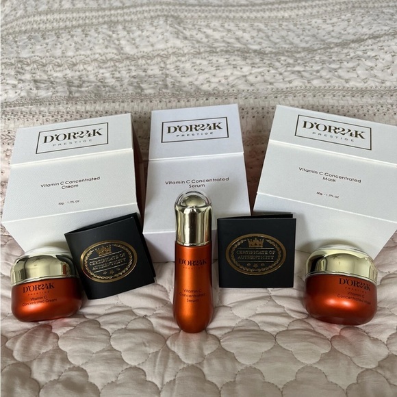 Vitamin C Skincare Set - Orange - Picture 1 of 11